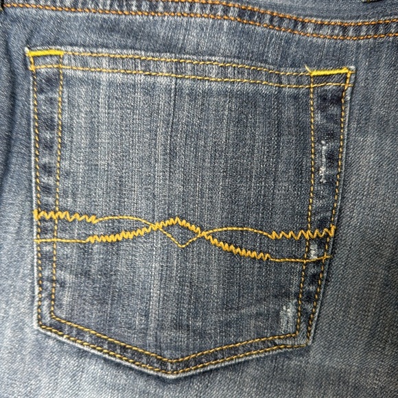 Lucky Brand Womens Jean shorts Sz 8 Blue Riley  Denim Indigo - Picture 7 of 10